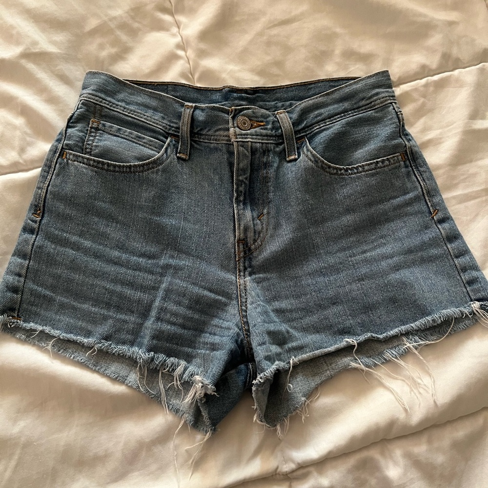 Levi’s jean shorts